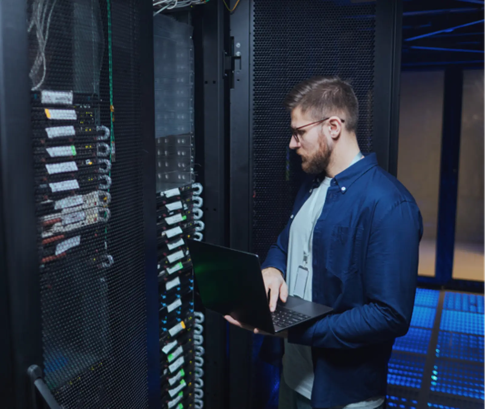 NEKLAN DC Projekt zur Bereitstellung elektrischer Infrastruktur in einem kritischen Data Center