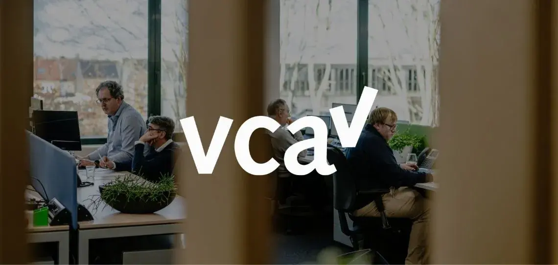 Équipe NGIS intervenant sur un projet wireless certifié VCA**